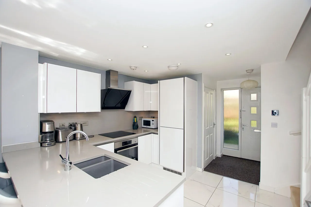 Rowan Drive, Lyde Green, BS16, photo 2