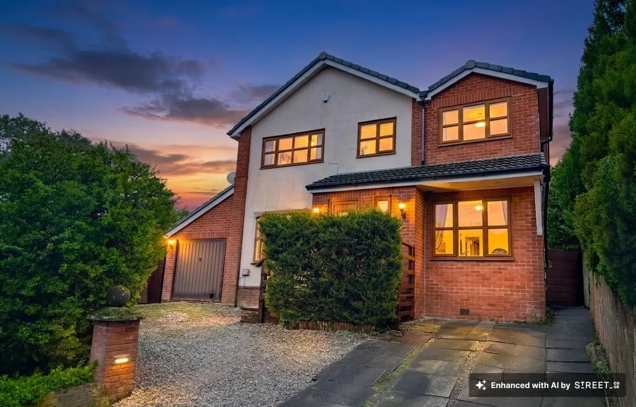 4 bed house for sale — Clitheroe Drive, Lowercroft, Bury, BL8