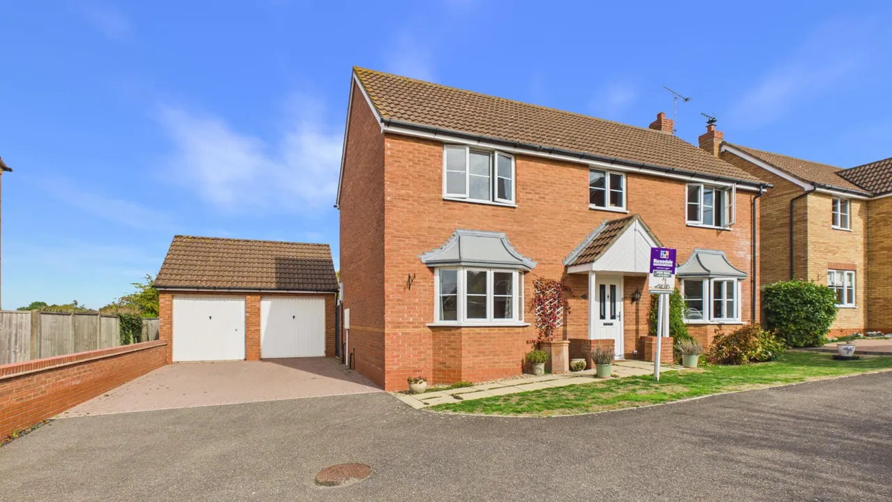 4 bed house for sale, St. Johns Drive, Corby Glen