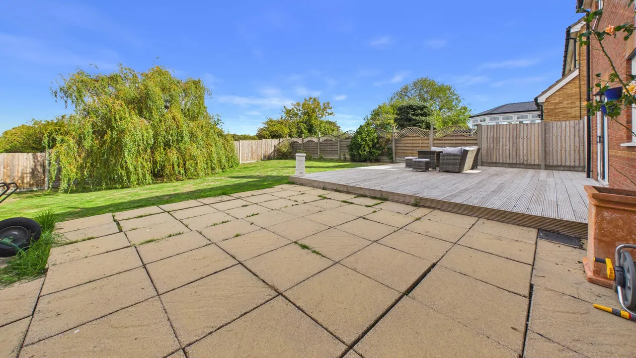 St. Johns Drive, Corby Glen, photo 47