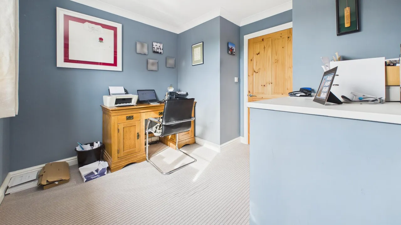 St. Johns Drive, Corby Glen, photo 7