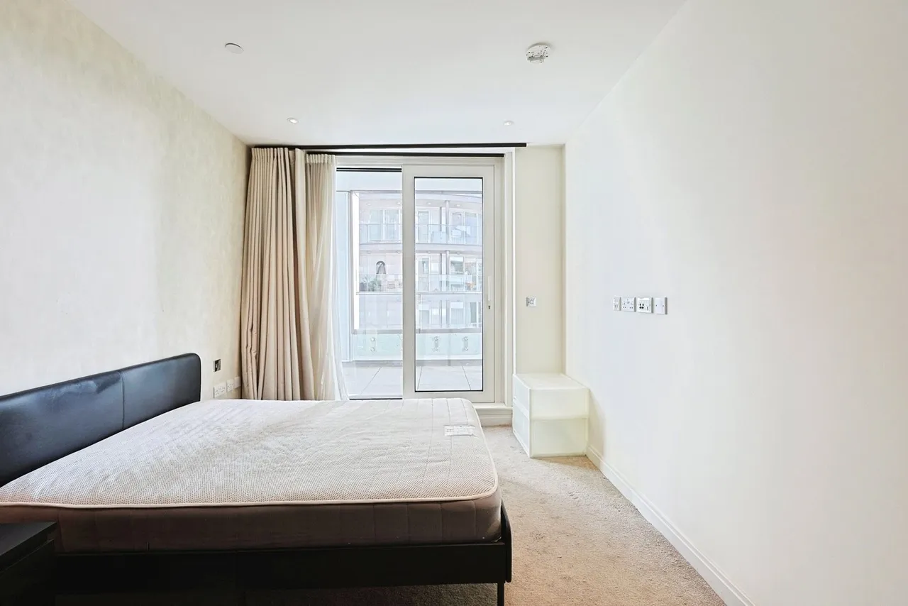 Queenstown Road, London, SW11, photo 5