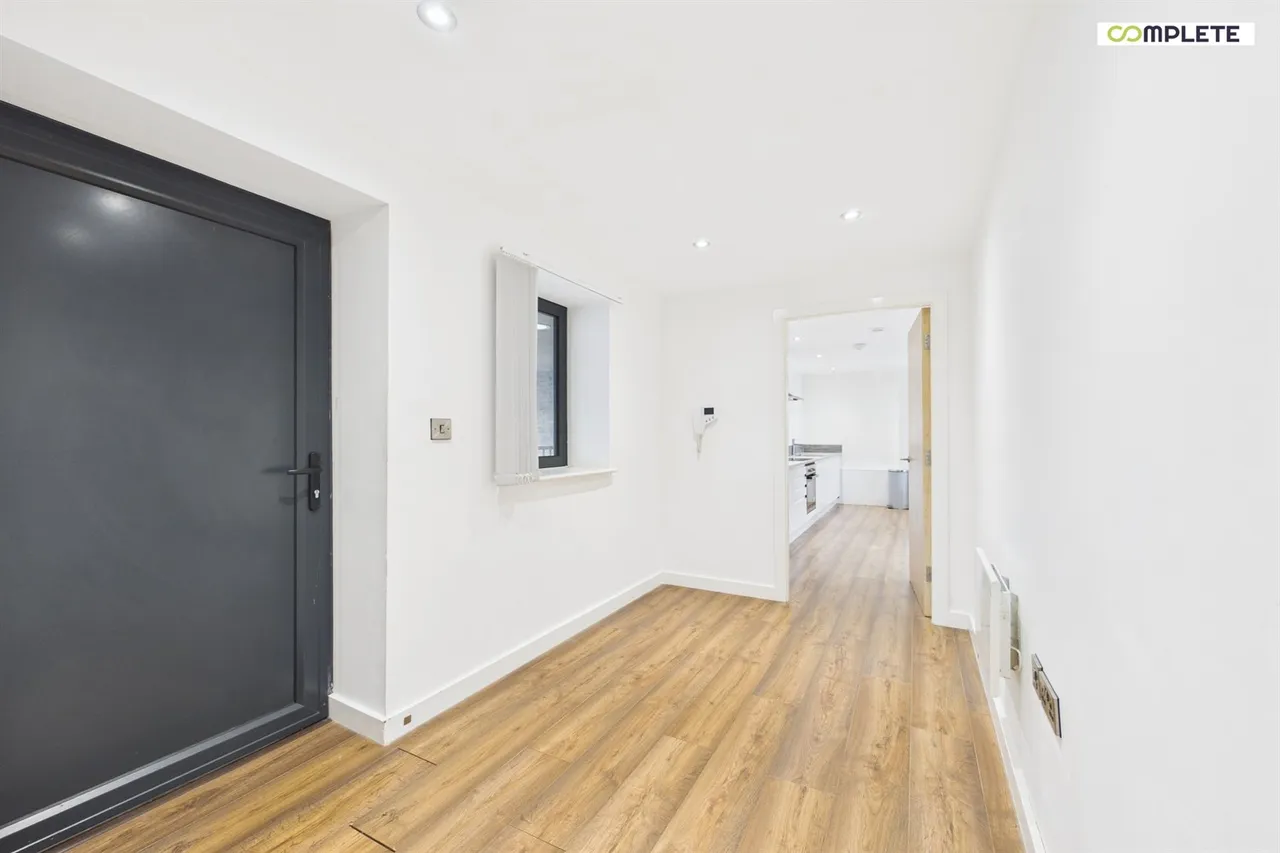Crossbank House, 300 Lower Broughton Road, Salford, M7 2GX, photo 3