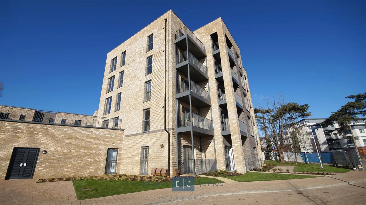 1 bed flat to rent — Borders Lane, Loughton