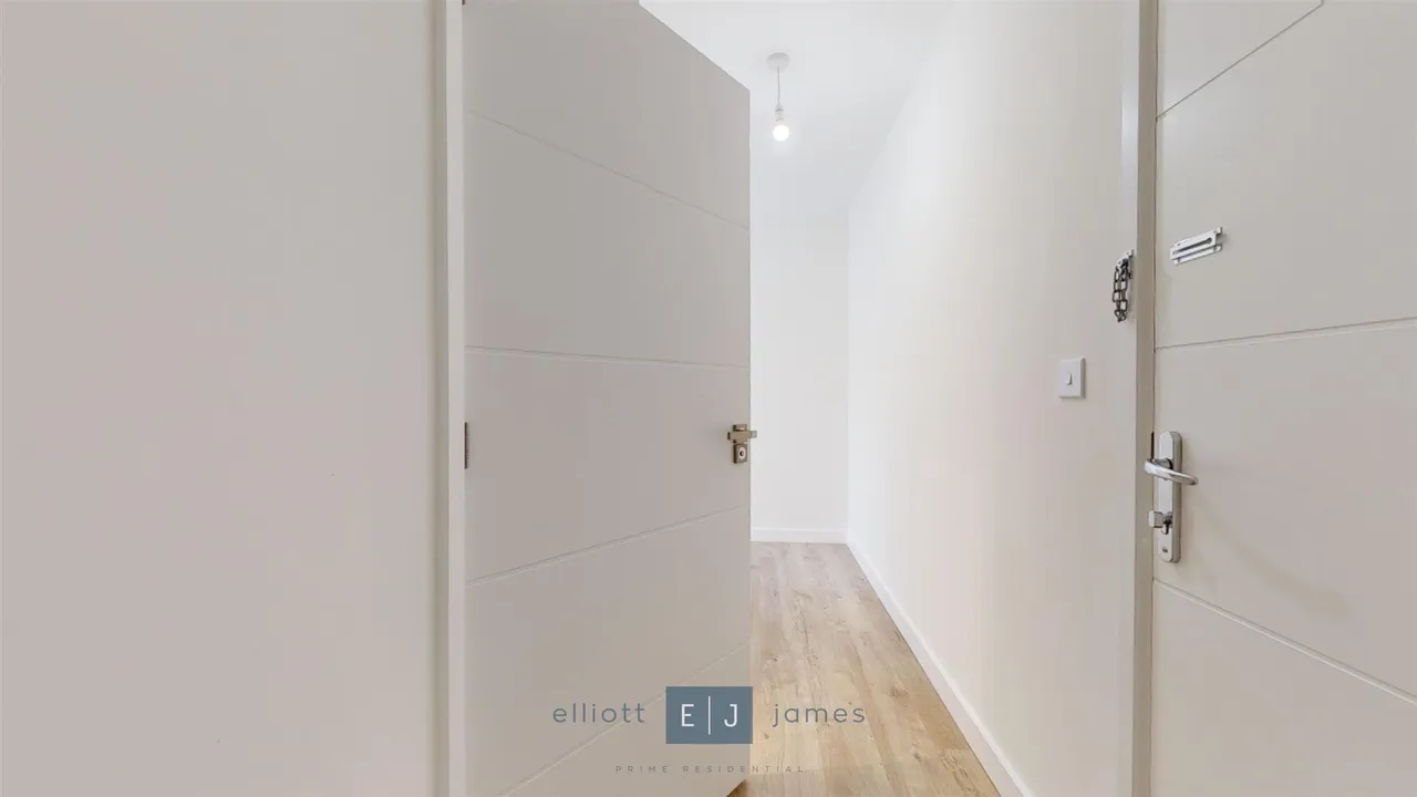 Borders Lane, Loughton, photo 9