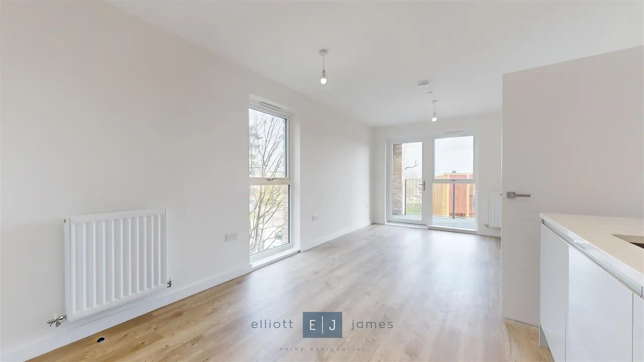 Borders Lane, Loughton, photo 4