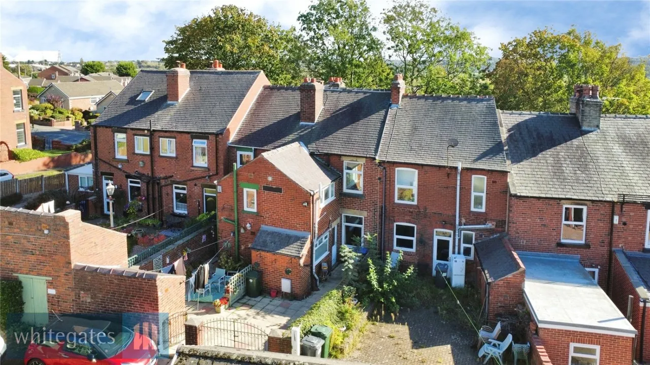 Darton Lane, Mapplewell, S75, photo 13