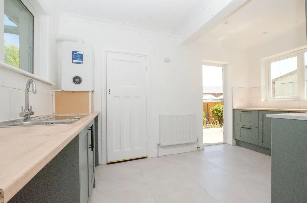 Calmore Road, Totton, Southampton, SO40 8GN, photo 6