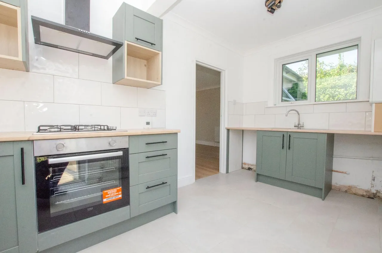 Calmore Road, Totton, Southampton, SO40 8GN, photo 5