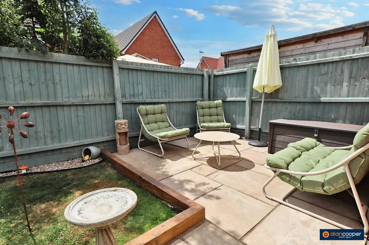 Topiary Road, St James Gate, CV10, photo 30
