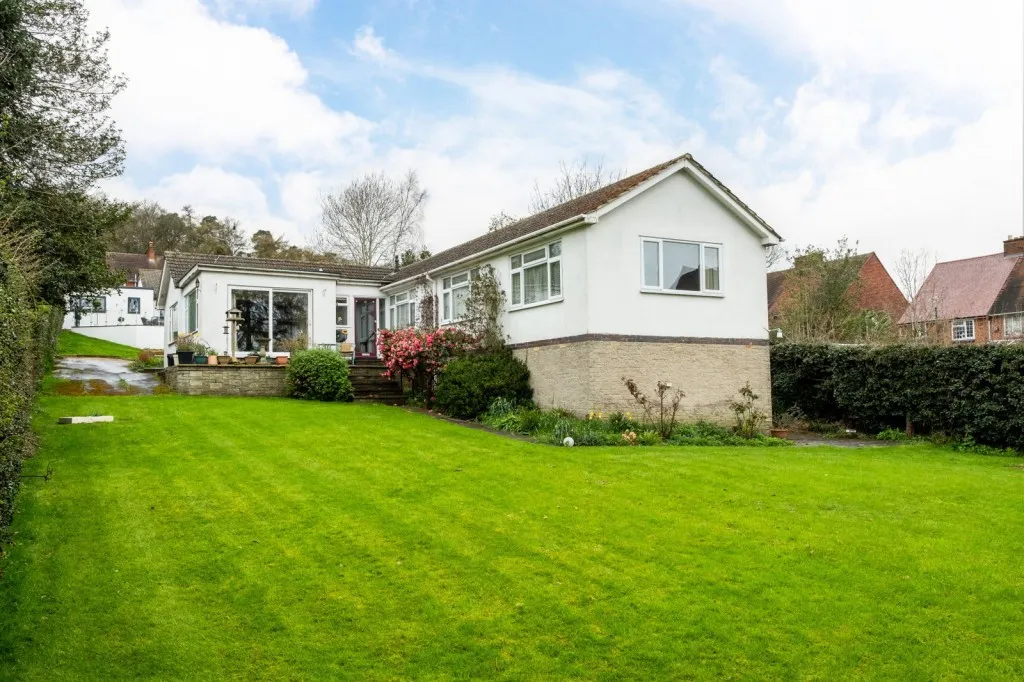 3 bed house for sale, Windmill Rise, Woodhouse Eaves, LE12