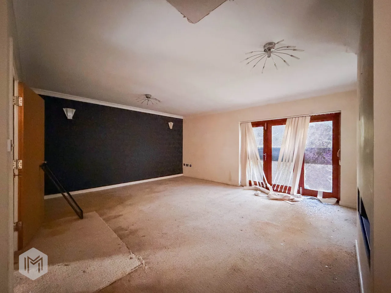 Lock Cottage Weir Lane, Woolston, Warrington, WA1 4QH, photo 3