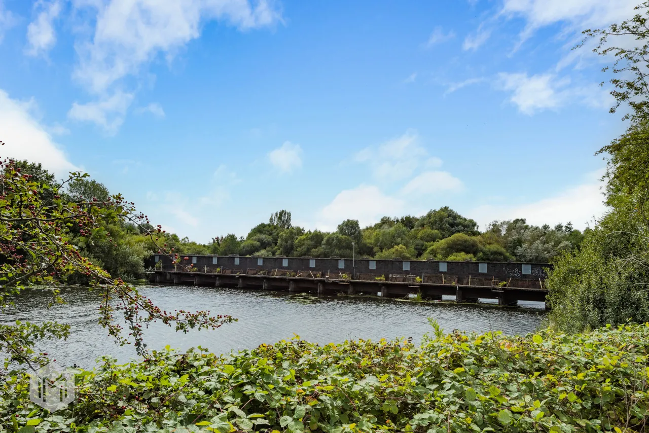 Lock Cottage Weir Lane, Woolston, Warrington, WA1 4QH, photo 25