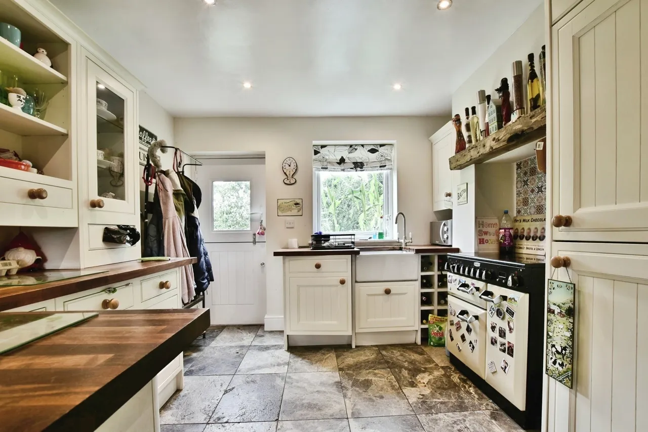 Coe Lane, Millington, WA14, photo 18