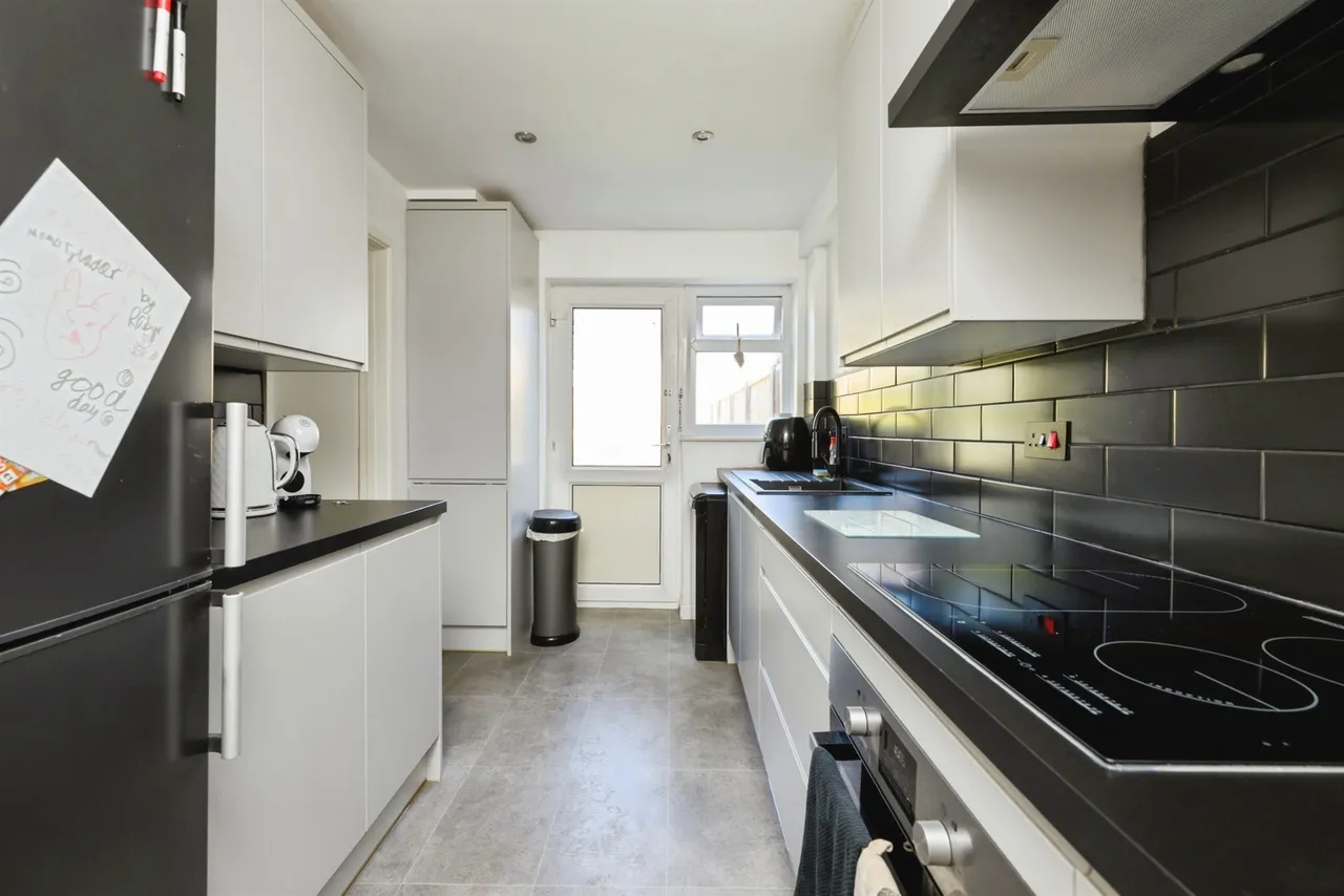 Baldwin Close, Peterborough, PE8, photo 6