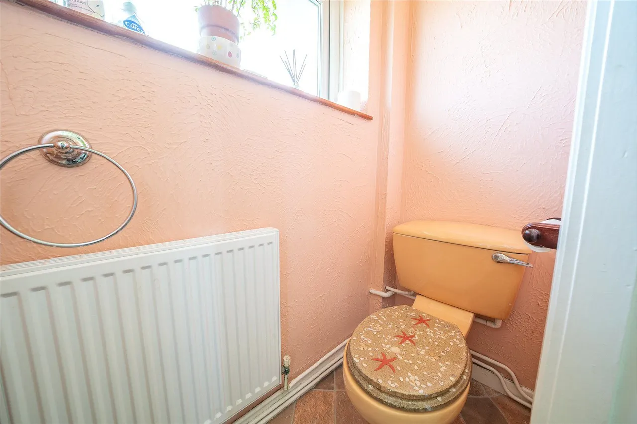 Fairburn Drive, Garforth, LS25, photo 11