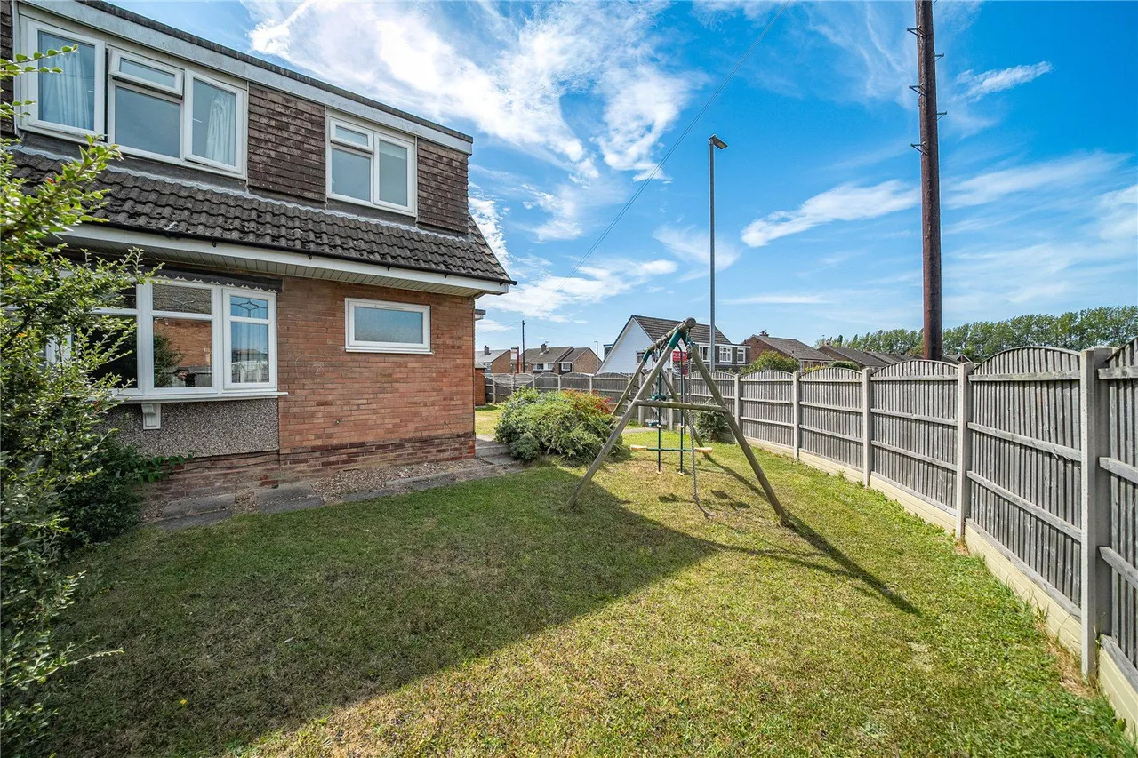 Fairburn Drive, Garforth, LS25, photo 8