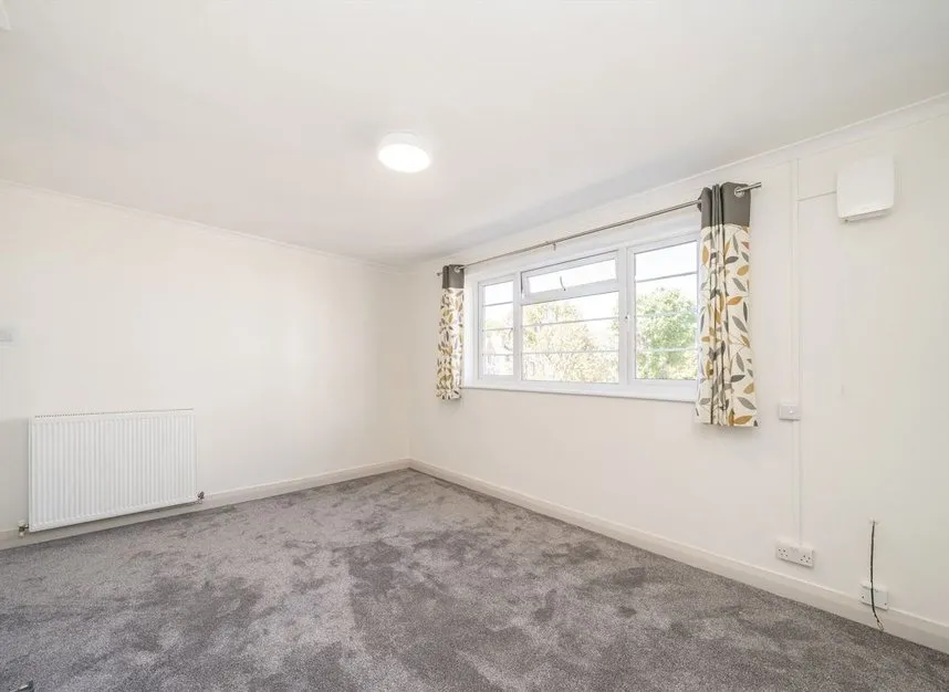 Manor Road, Twickenham, TW2, photo 2