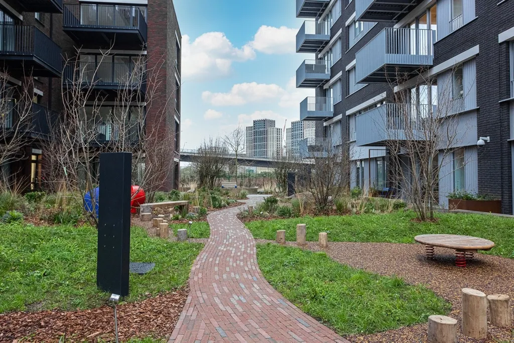 Goodluck Hope Walk, Blackwall, E14, photo 15