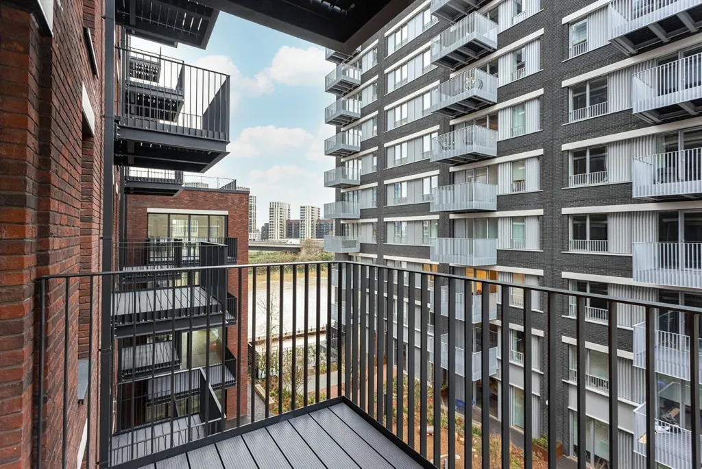Goodluck Hope Walk, Blackwall, E14, photo 12