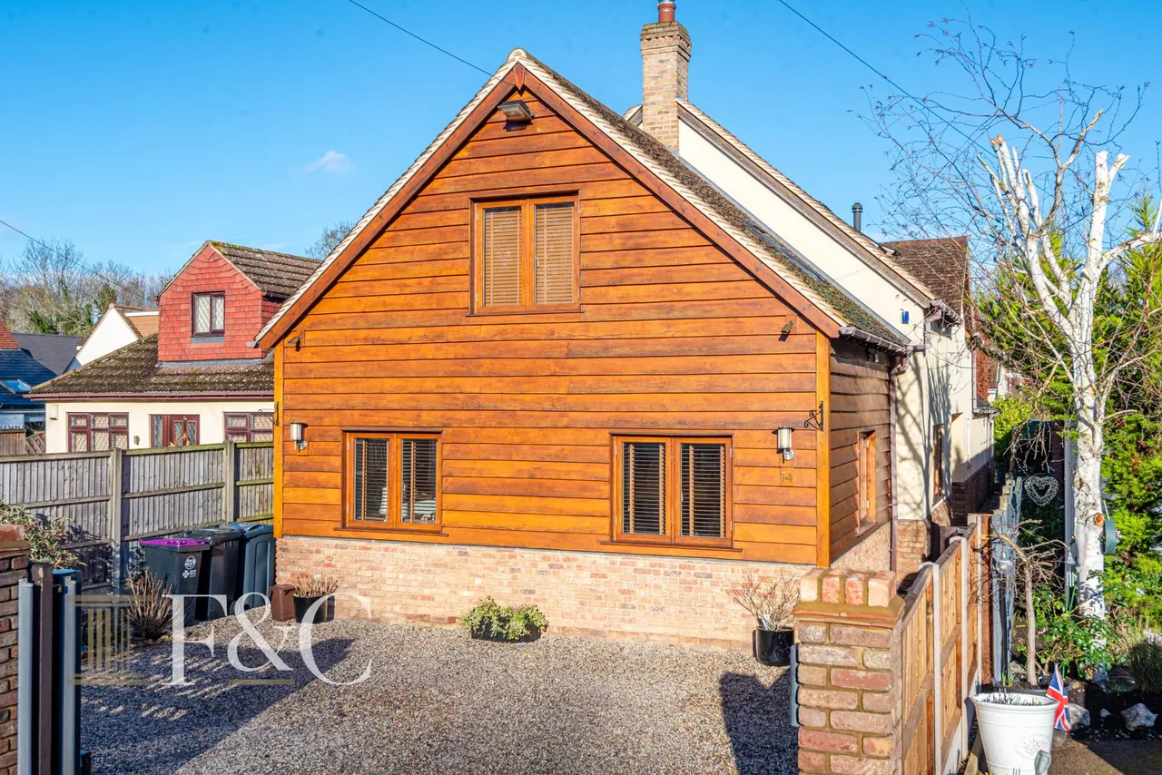 Amwell Lane, Stanstead Abbotts, photo 2