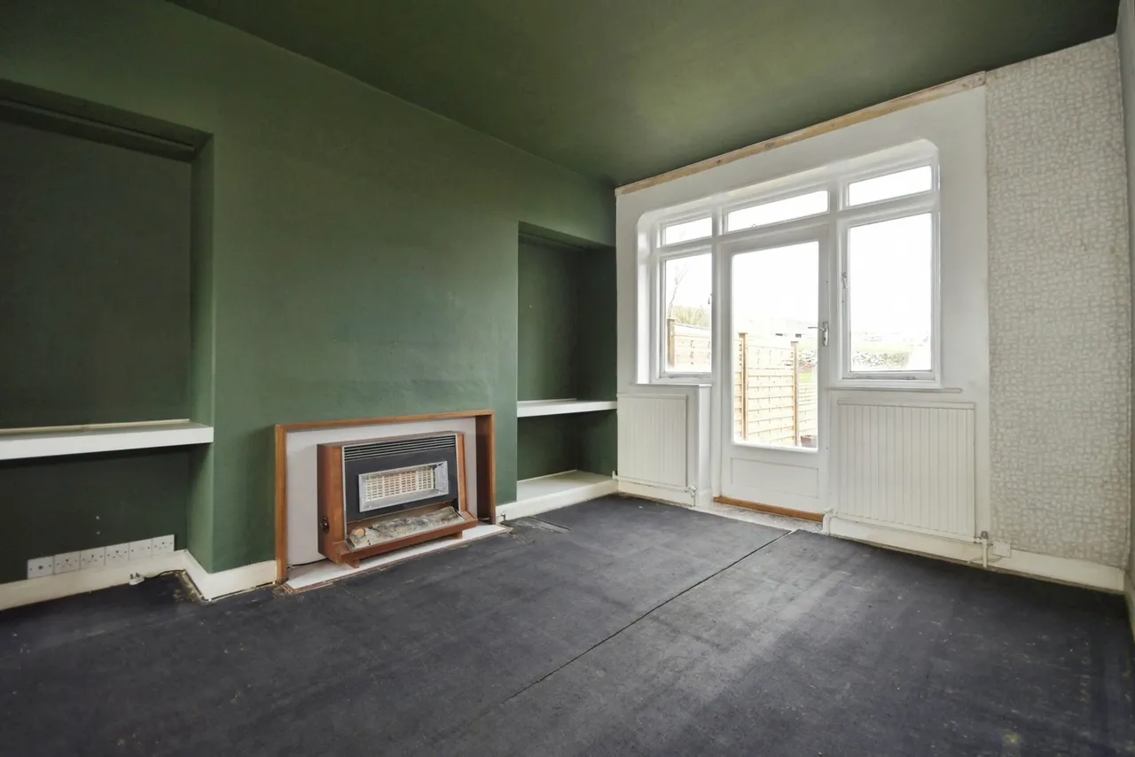 Macclesfield Old Road, BUXTON, Derbyshire, SK17, photo 3