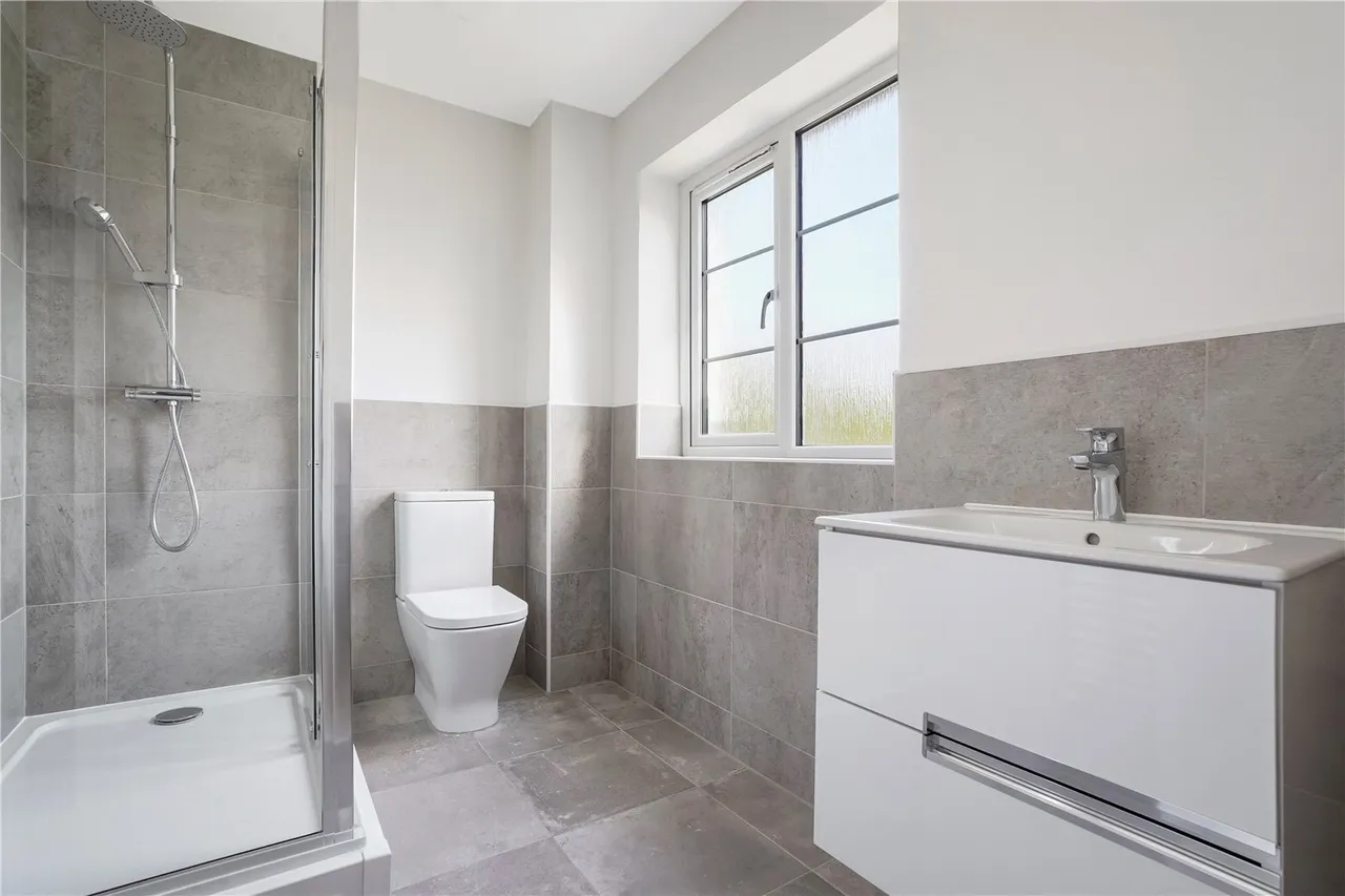 Quintinshill Drive, Larbert, Stirlingshire, FK5, photo 17