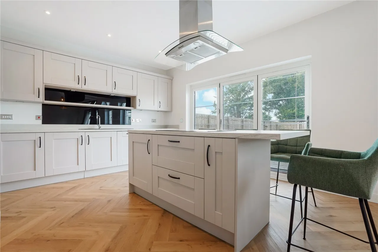 Quintinshill Drive, Larbert, Stirlingshire, FK5, photo 3