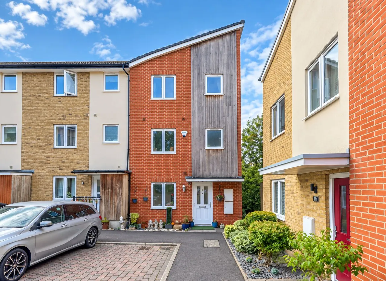 4 bed house for sale, The Roperies, High Wycombe, HP13