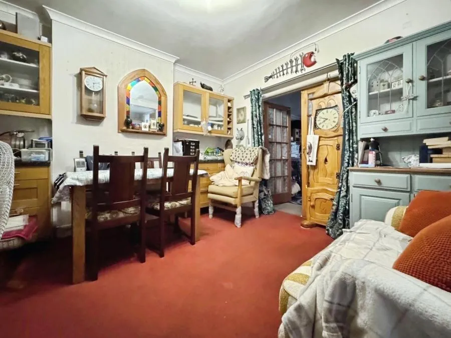 Desborough Avenue, High Wycombe, HP11, photo 4