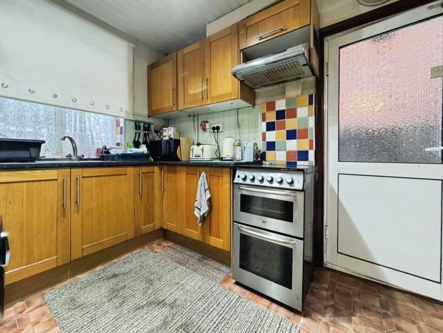 Desborough Avenue, High Wycombe, HP11, photo 5