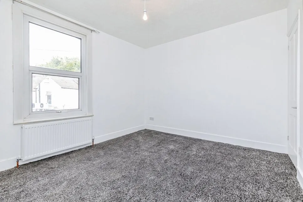 St. Johns Road, Gillingham, Kent, ME7, photo 11