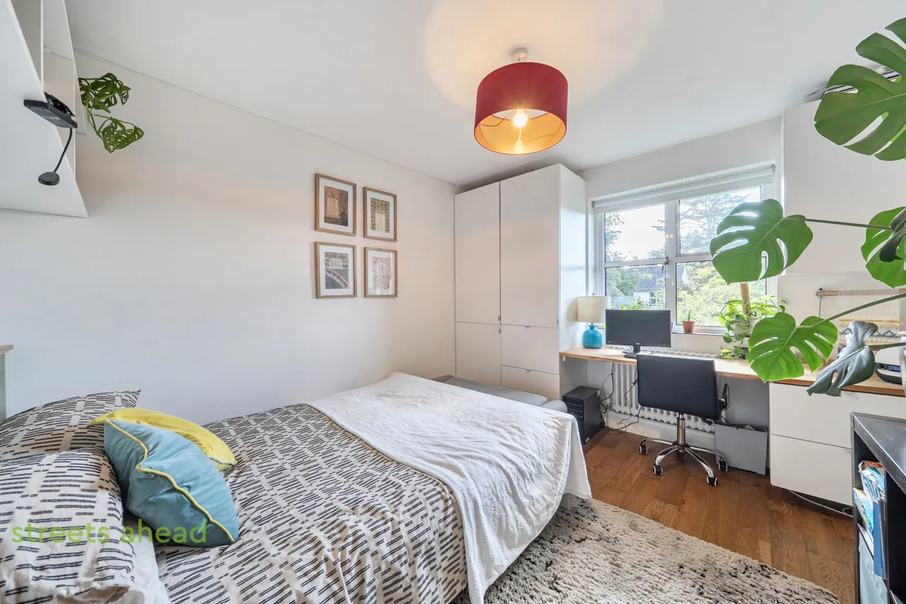 Baird Gardens, London, SE19, photo 18