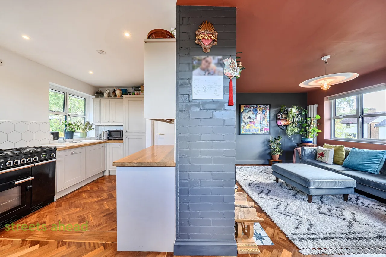 Baird Gardens, London, SE19, photo 13
