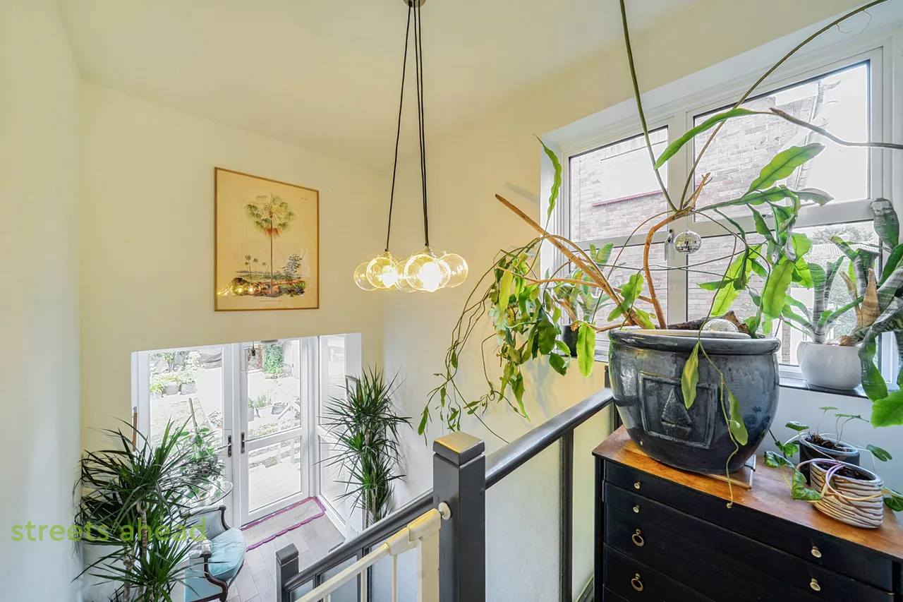 Baird Gardens, London, SE19, photo 16