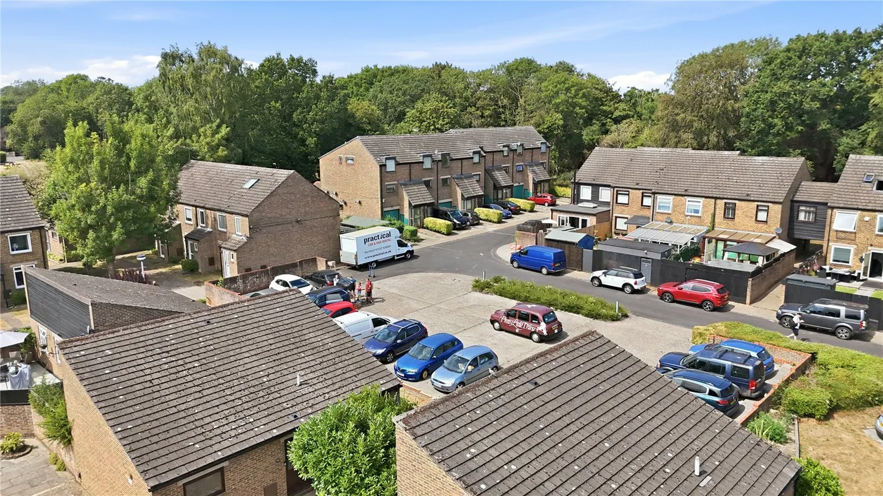 Bazes Shaw, New Ash Green, DA3, photo 22
