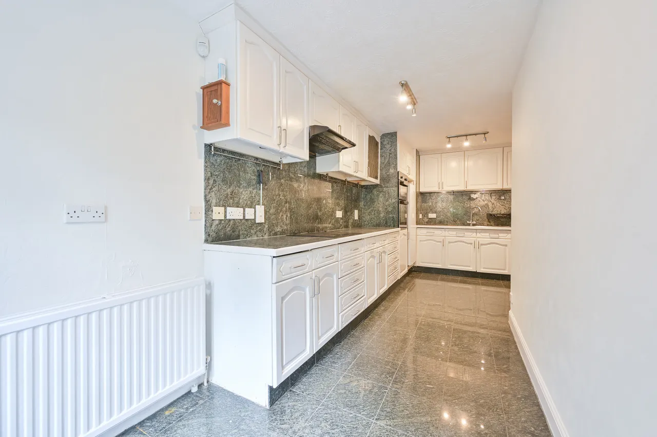 8 Harrow Fields Gardens, photo 5