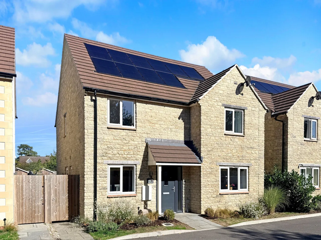 4 bed house for sale, Banbury Close, Faringdon, SN7