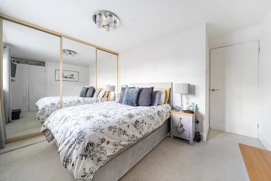 Thorney Leys, Witney, OX28, photo 19