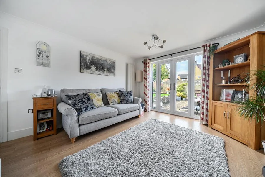 Thorney Leys, Witney, OX28, photo 4