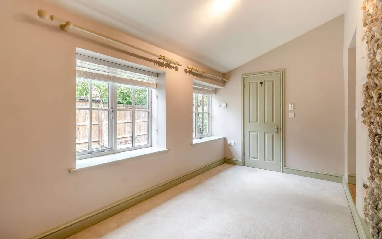 The Grove, Holt, NR25, photo 10