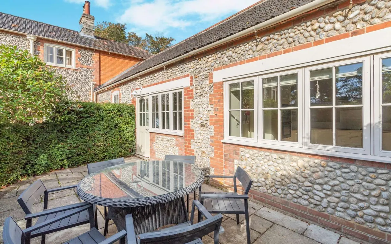 The Grove, Holt, NR25, photo 15