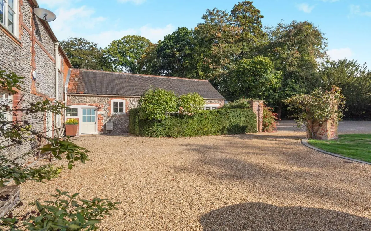 2 bed house for sale, The Grove, Holt, NR25