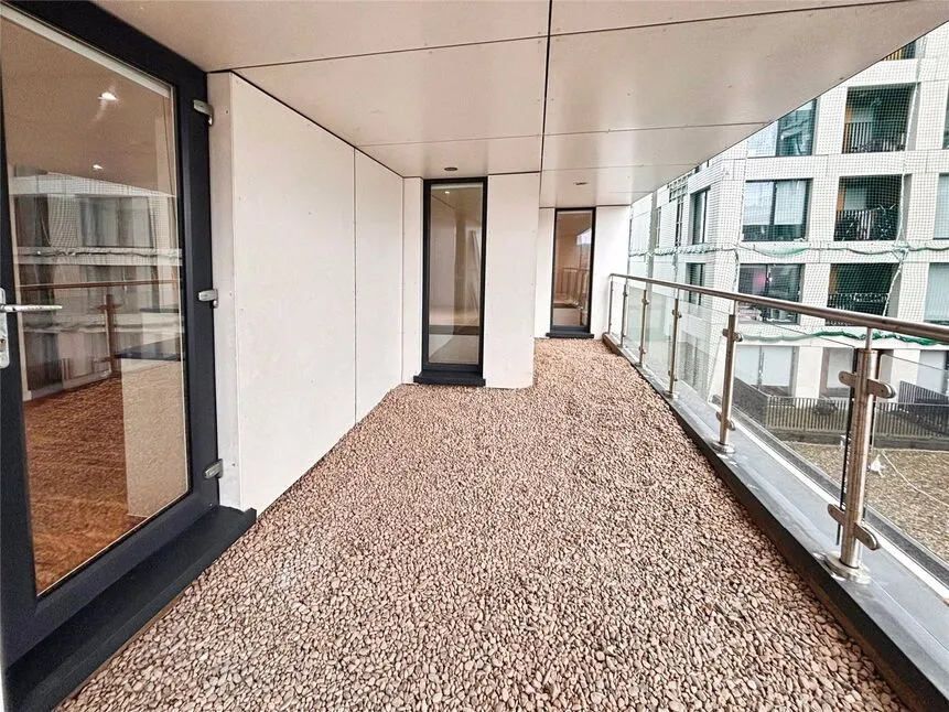 Elmira Way, Salford, M5, photo 11