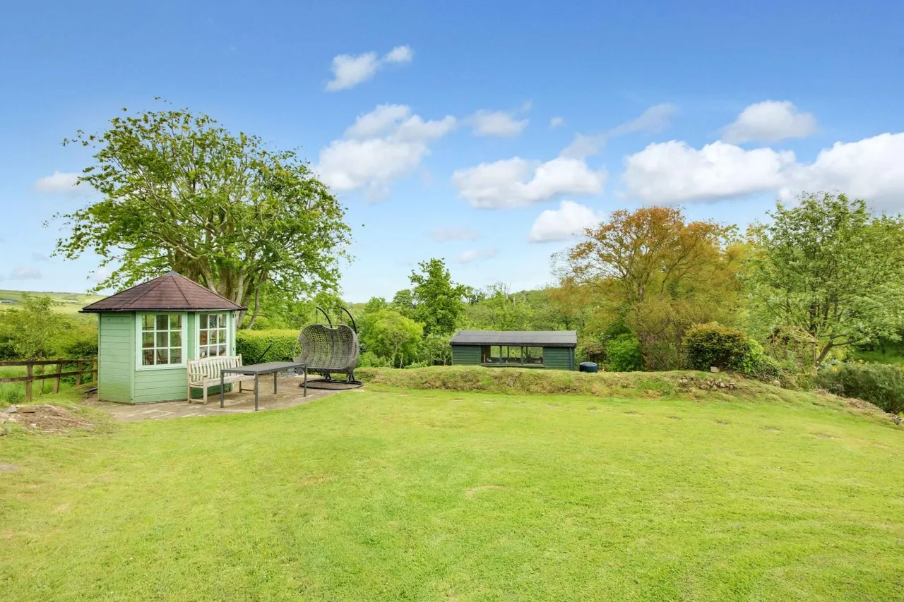Deerpark Cottages, Tawstock, EX31, photo 18