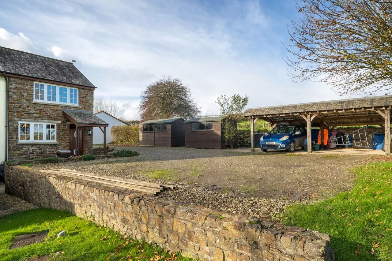 Deerpark Cottages, Tawstock, EX31, photo 20