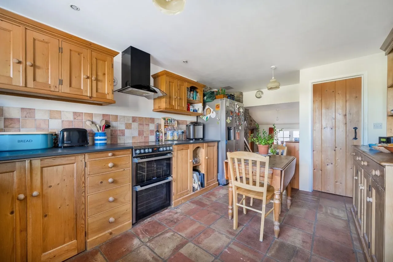 Deerpark Cottages, Tawstock, EX31, photo 7