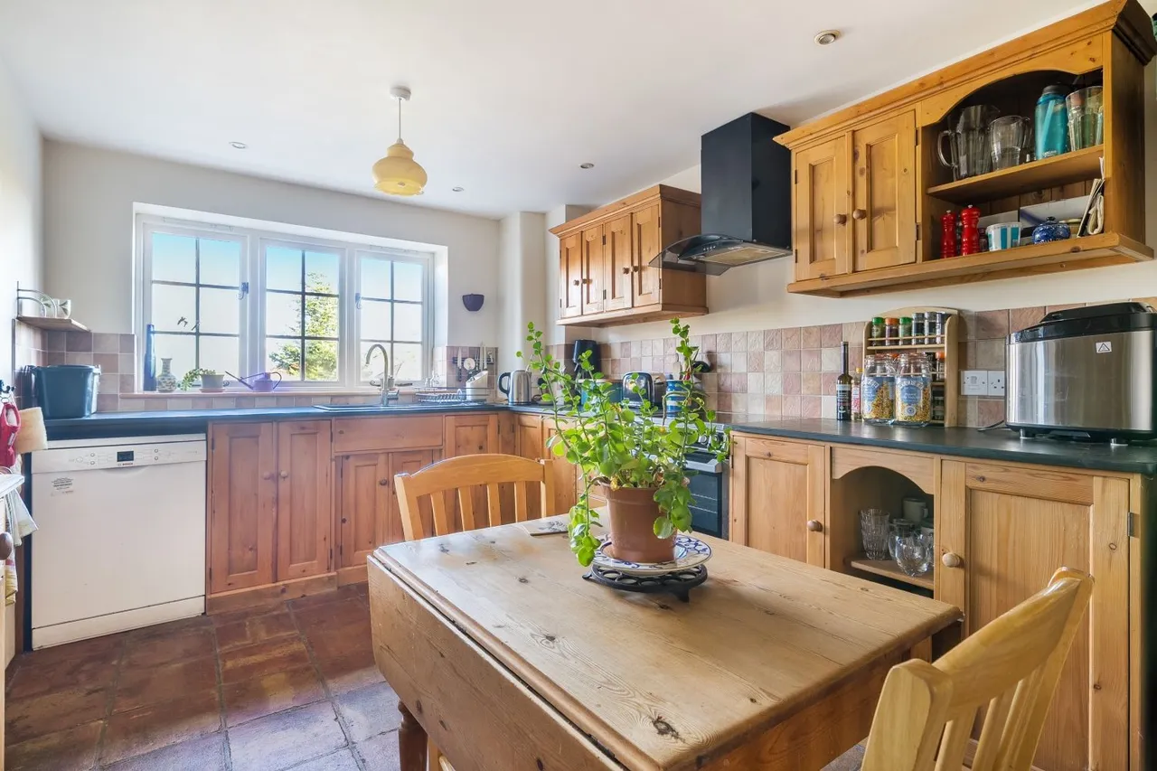 Deerpark Cottages, Tawstock, EX31, photo 5