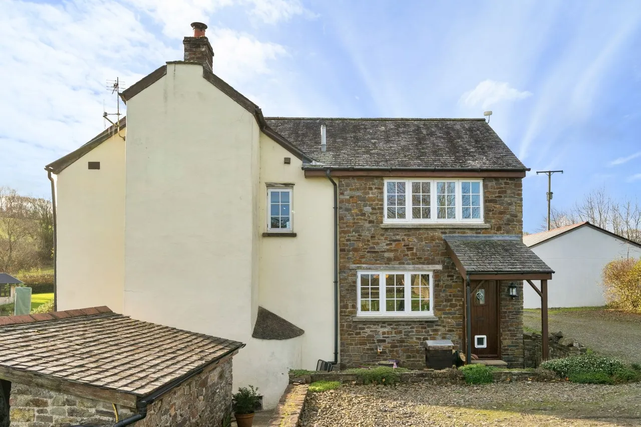 Deerpark Cottages, Tawstock, EX31, photo 2