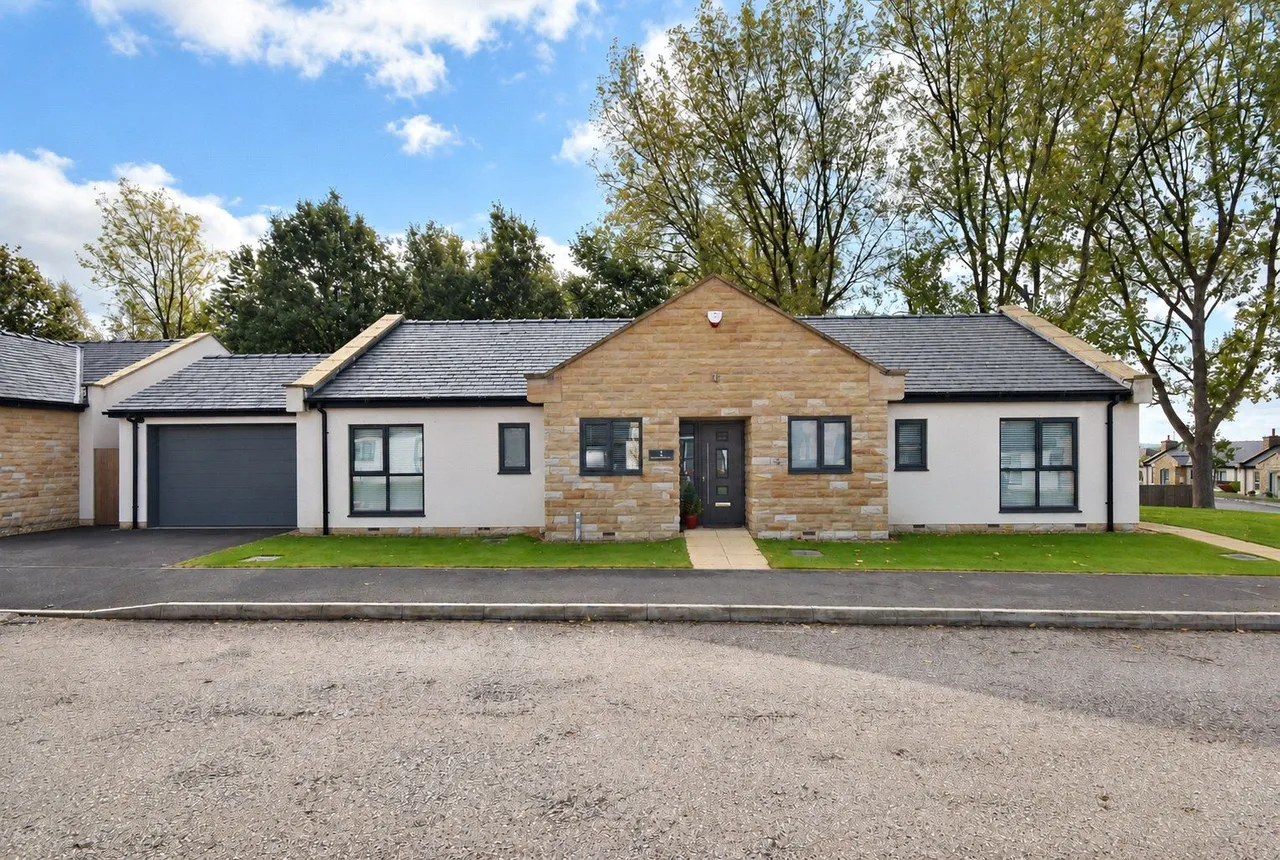 3 bed property for sale, Stonewater Court, Barrow, BB7